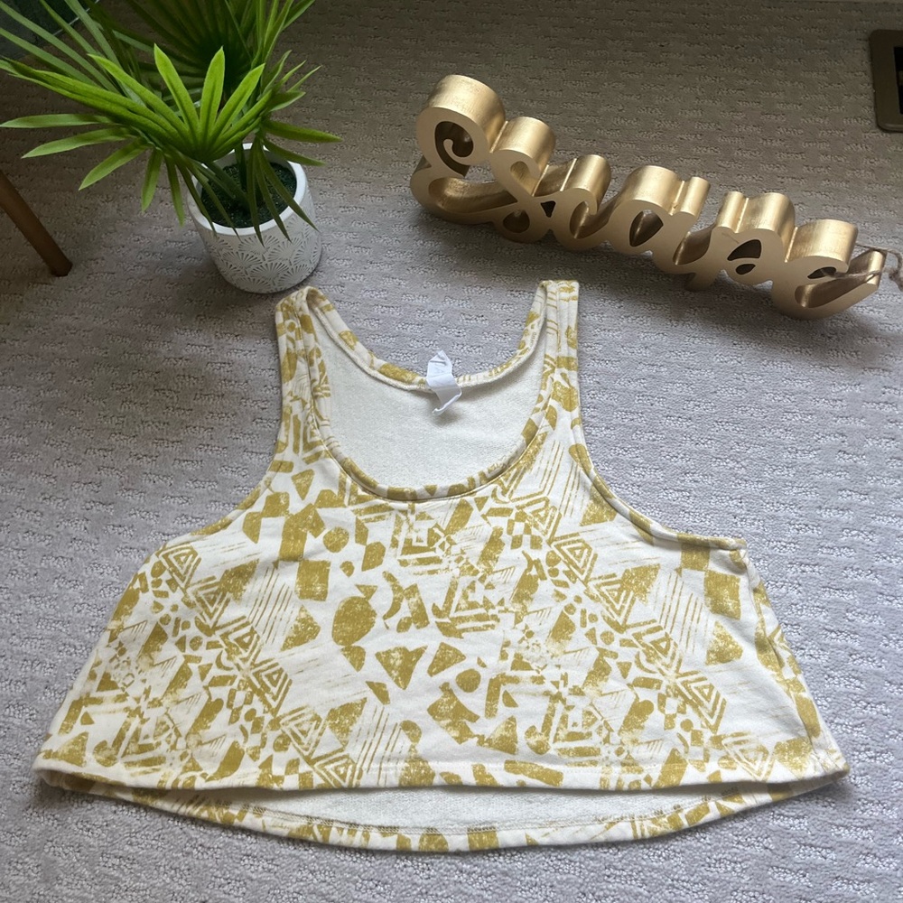 NWOT Tank top💛